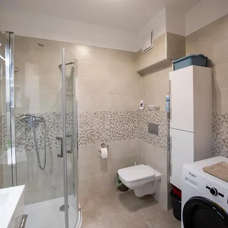Zsuka Apartman Free Parking Pécs Exterior photo