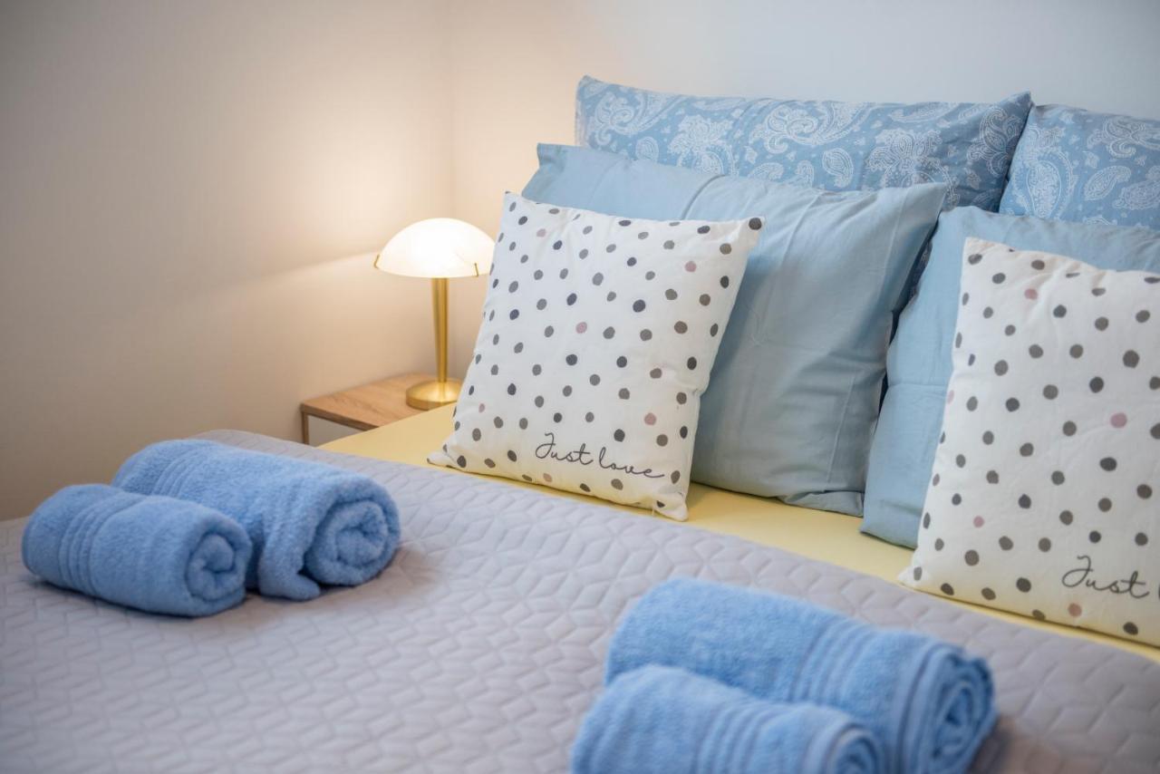 Zsuka Free Parking Apartamento